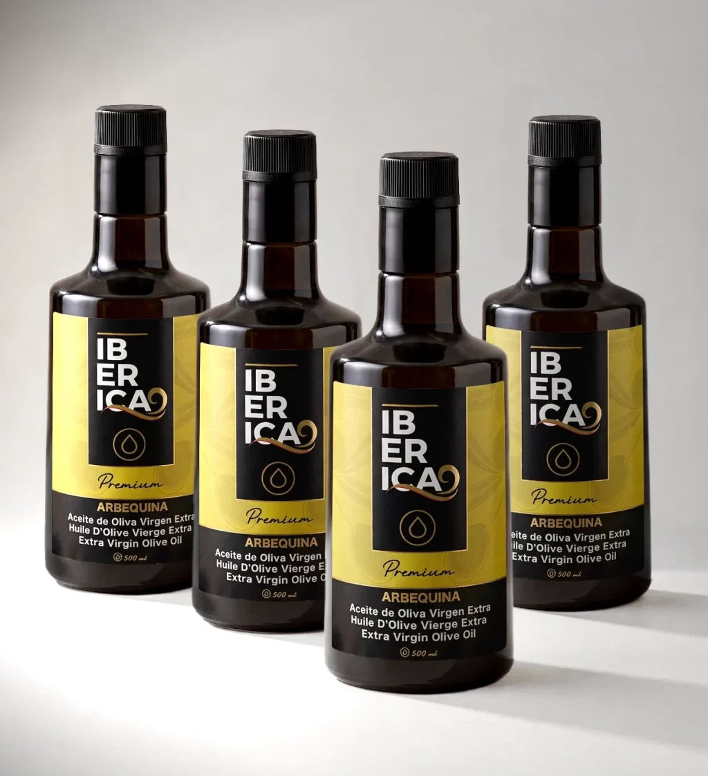 Pack de 4 botellas de aceite de oliva virgen extra Arbequina Iberica9 de 500 ml cada una.